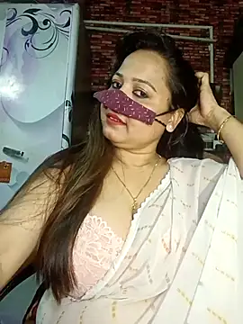 albelasummi702 online show from March 28, 12:39 pm