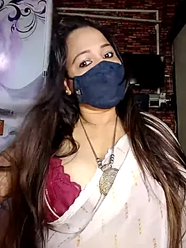 Snapshot of albelasummi702 chatting on December 4, 2:43 am albelasummi702 online show from December 4, 2:43 am