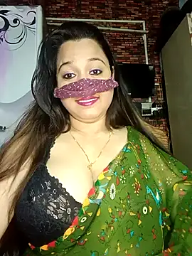 albelasummi702 online show from March 1, 2:33 am