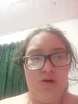 Snapshot of loba9706 chatting on June 30, 6:13 am loba9706 online show from June 30, 6:13 am