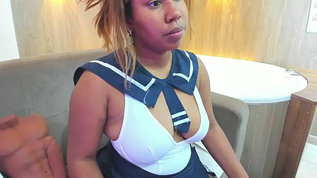 Lizzie Williams  online show from June 4, 3:11 am