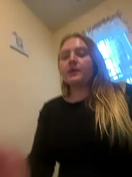 Snapshot of PhatAssBlond chatting on March 19, 11:14 pm PhatAssBlond online show from March 19, 11:14 pm