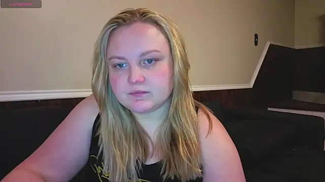 PhatAssBlond online show from March 3, 6:48 pm