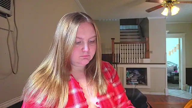 PhatAssBlond online show from February 5, 7:32 pm