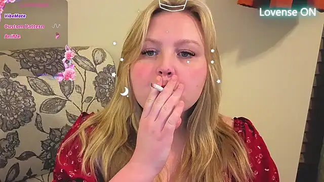 PhatAssBlond online show from April 5, 11:44 pm