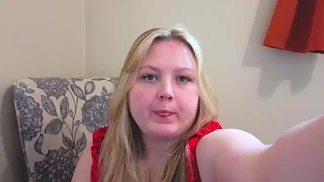 PhatAssBlond online show from March 25, 4:28 pm