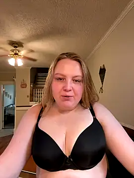 PhatAssBlond online show from November 20, 5:35 pm