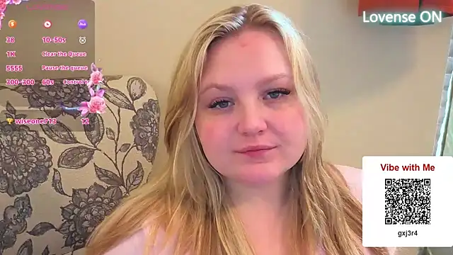 PhatAssBlond online show from March 31, 5:48 pm