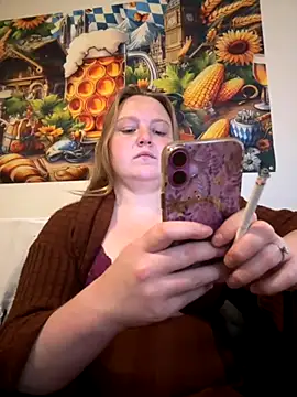Snapshot of PhatAssBlond chatting on September 25, 3:07 pm PhatAssBlond online show from September 25, 3:07 pm