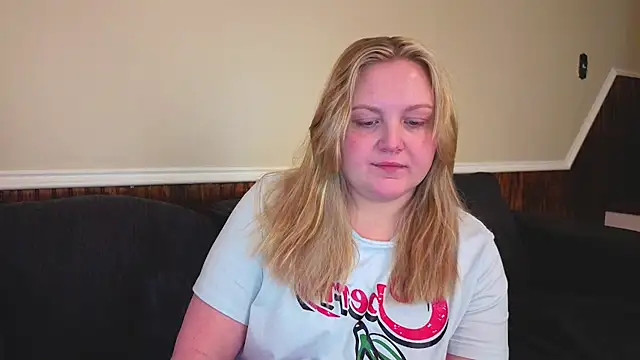 PhatAssBlond online show from February 26, 5:24 pm