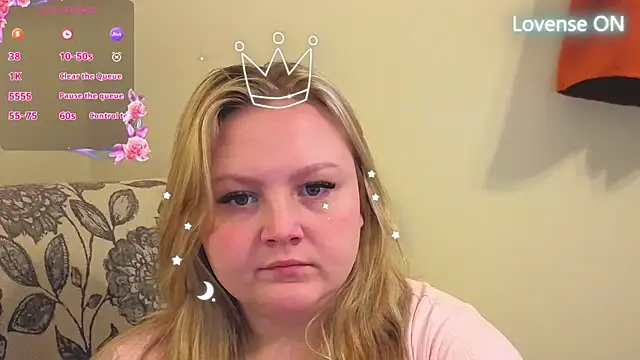 PhatAssBlond online show from April 4, 8:04 pm