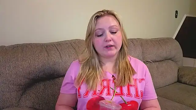 PhatAssBlond online show from March 19, 7:36 pm