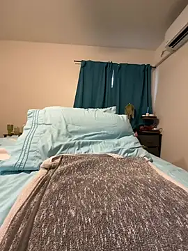 AllieCatWhore online show from July 17, 4:59 pm