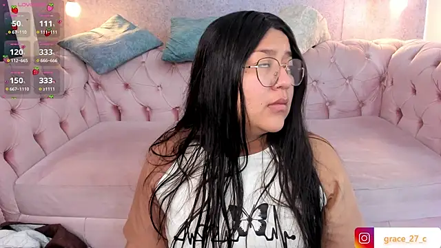 Snapshot of grace77__ chatting on July 6, 11:50 am grace77 online show from July 6, 11:50 am