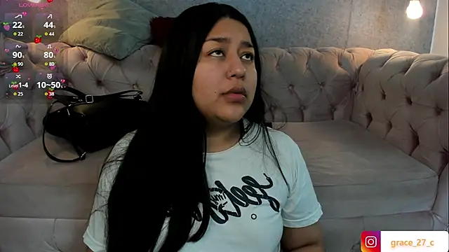 Snapshot of grace77__ chatting on June 6, 12:32 pm grace77 online show from June 6, 12:32 pm