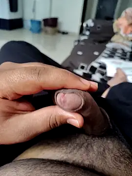 SplitPrestige19 online show from February 22, 9:22 am