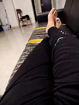 SplitPrestige19 online show from February 17, 5:21 pm