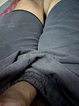 SplitPrestige19 online show from February 11, 7:36 pm