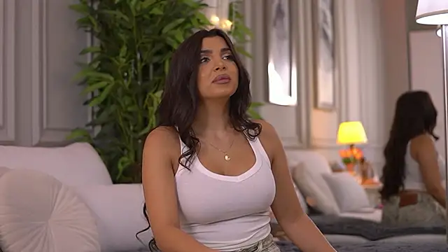 NicoleCellini online show from March 27, 7:26 pm