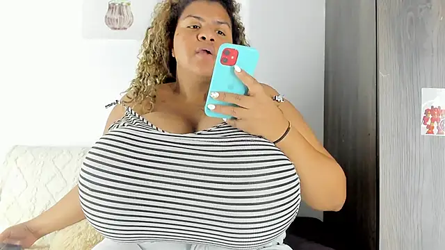 bigmom69  online show from March 16, 1:13 am