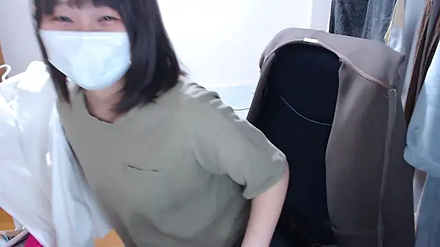 izumi  123 online show from March 17, 12:57 am