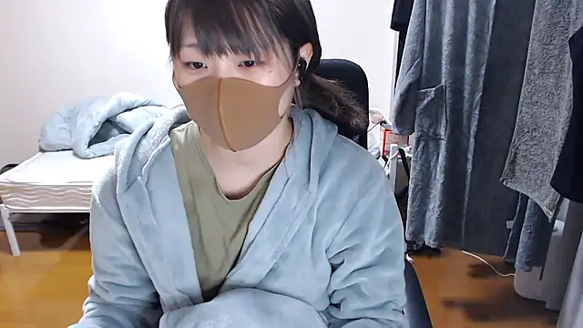 Snapshot of izumi__123 chatting on June 20, 2:33 pm izumi 123 online show from June 20, 2:33 pm