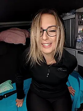 Jade Emeraud online show from December 2, 9:27 pm