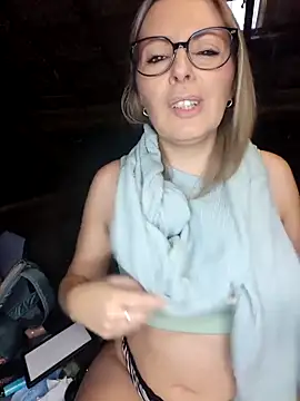 Jade Emeraud online show from February 11, 4:29 pm