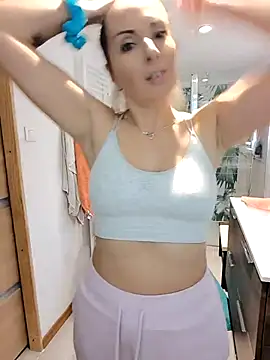 Jade Emeraud online show from December 17, 1:38 pm