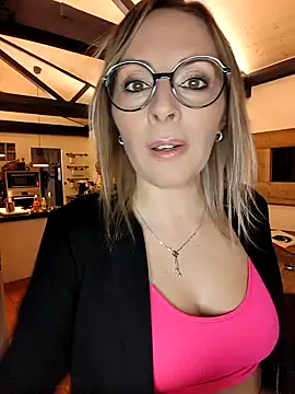 Jade Emeraud online show from November 21, 7:57 pm