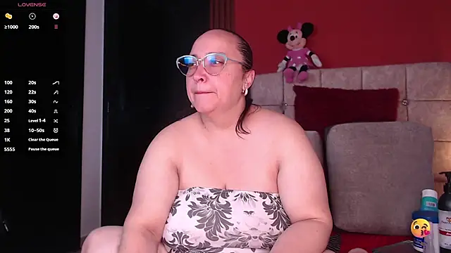 Snapshot of Natasha26_ chatting on September 30, 7:20 pm Natasha26 online show from September 30, 7:20 pm