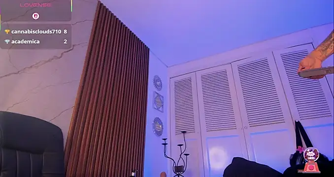 Snapshot of Emiilycollins chatting on February 20, 6:26 am Emiilycollins online show from February 20, 6:26 am