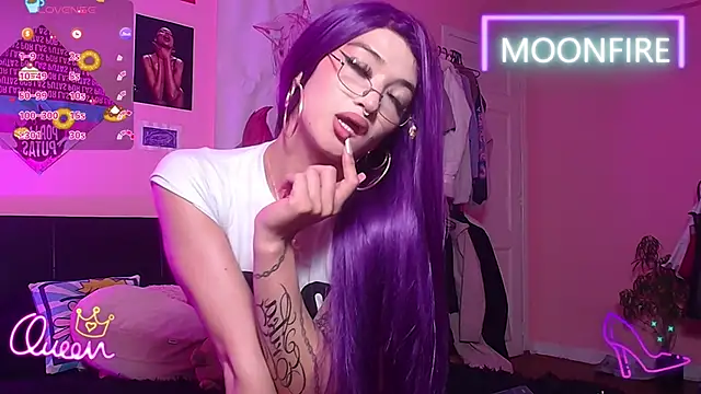moonfiredancer online show from June 4, 3:11 am