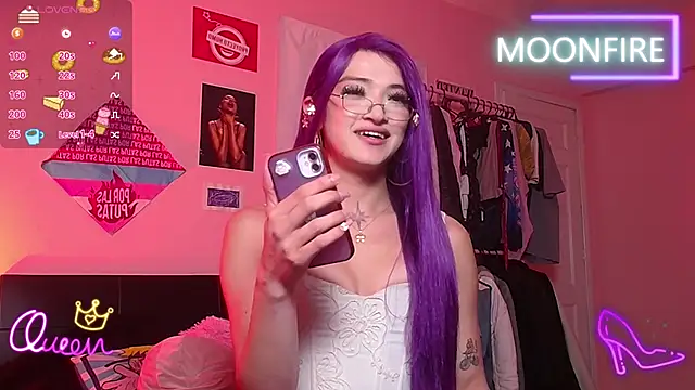 moonfiredancer online show from June 5, 1:54 am