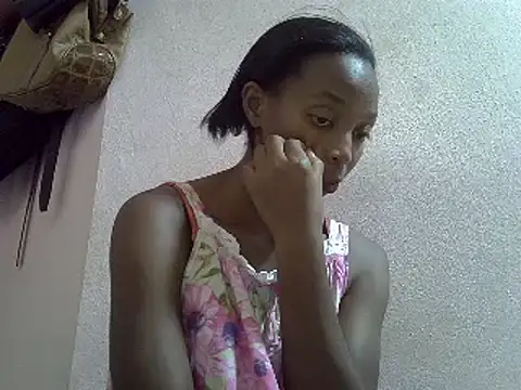 Snapshot of ElianeHot chatting on February 27, 1:38 pm ElianeHot online show from February 27, 1:38 pm