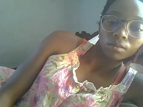 ElianeHot online show from March 27, 11:33 am