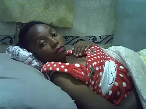 ElianeHot online show from November 1, 6:35 pm