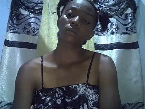 ElianeHot online show from November 22, 7:13 pm