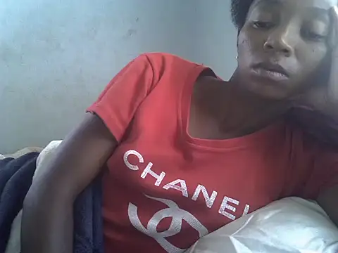 ElianeHot online show from April 4, 4:30 am