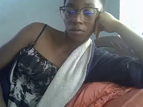 ElianeHot online show from April 23, 11:27 am