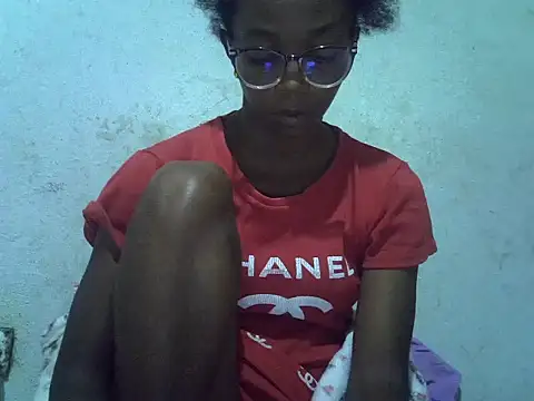 ElianeHot online show from April 15, 6:34 pm