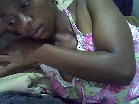 ElianeHot online show from February 10, 7:35 pm