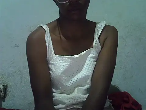 ElianeHot online show from June 10, 7:48 pm