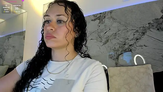 LIZ HOLMES online show from November 8, 10:52 am