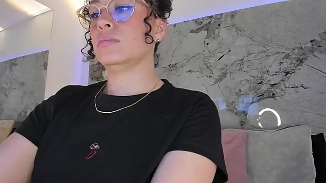 LIZ HOLMES online show from February 17, 11:51 am