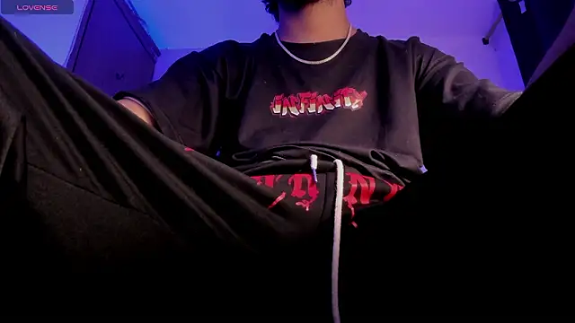 s sven03 online show from March 21, 8:30 am