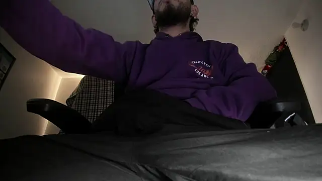 s sven03 online show from September 30, 2:34 pm