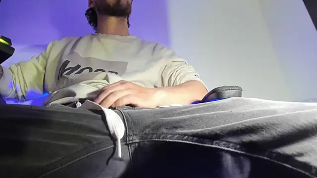 s sven03 online show from November 25, 1:17 am