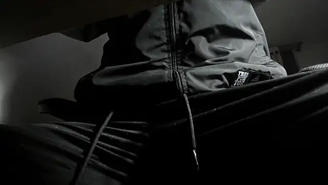 s sven03 online show from March 19, 7:07 am