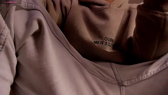 s sven03 online show from April 8, 12:01 am